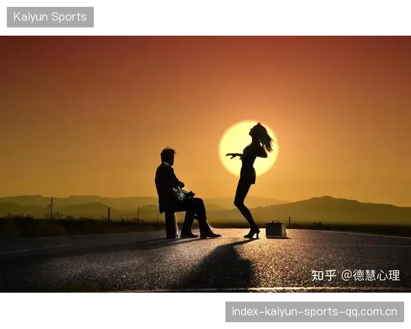 从“三笘薰不续约”看现代情感与生活的深层变化——为什么我们越来越不愿再续约？